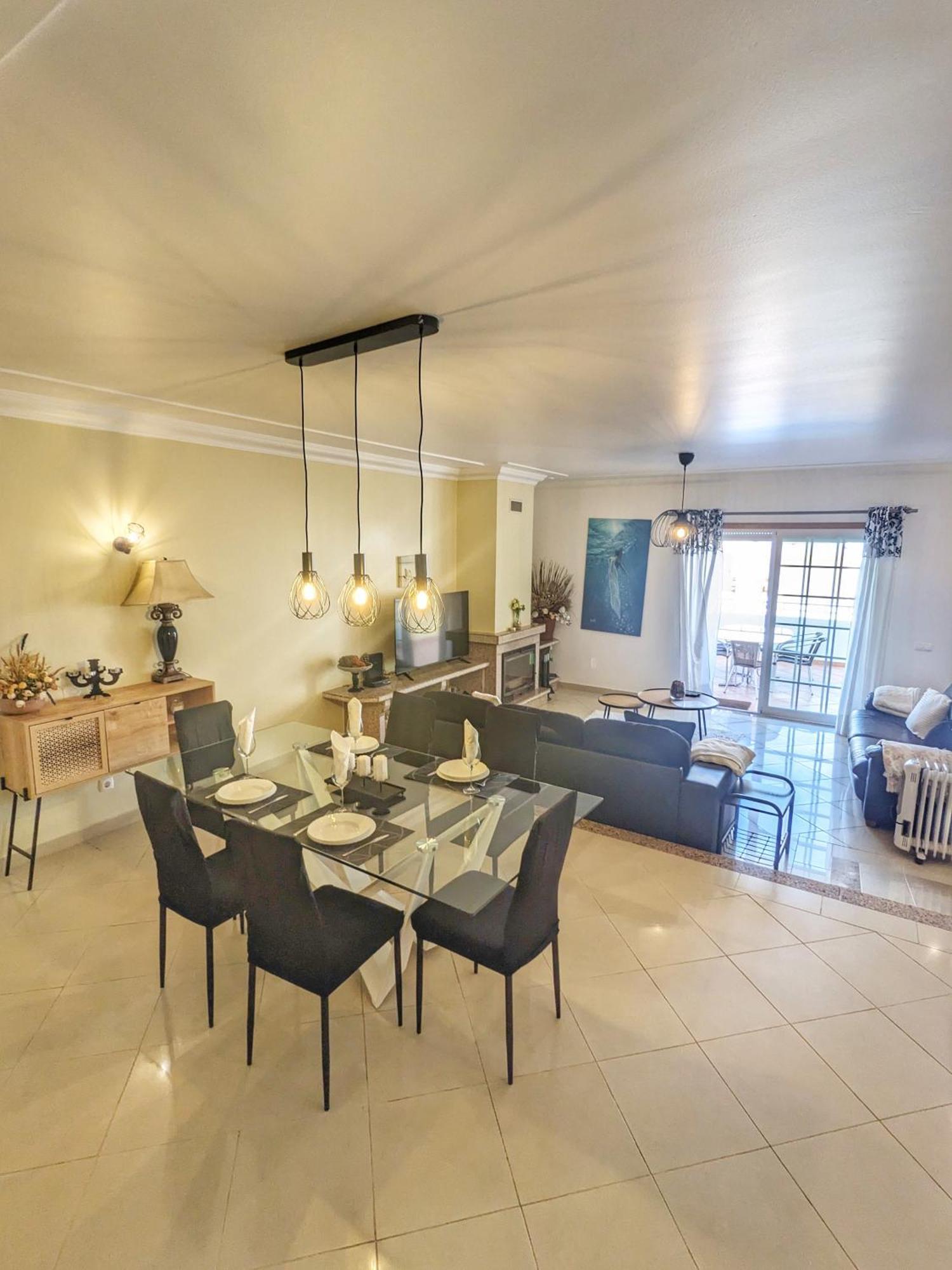 Farm Village- Townhouse 2 Mins From Old Town אלבופיירה מראה חיצוני תמונה